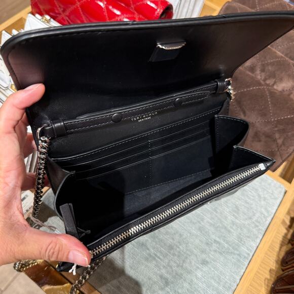 Tory Burch Willa Chain Wallet Crossbody Bag 175973 Black $525 - Picture 6 of 10